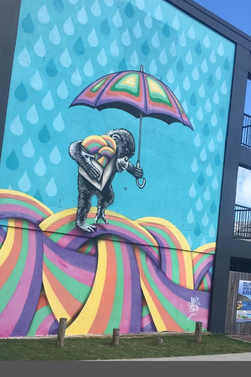 rainbow beach grafitti