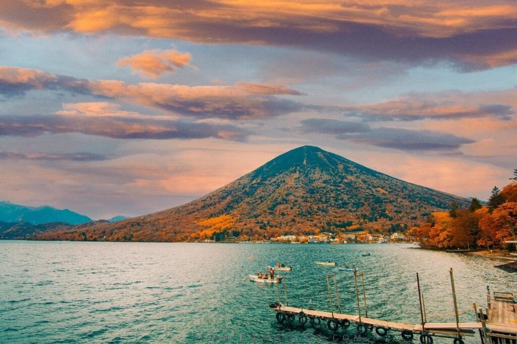 travelling solo solo travel tips first time