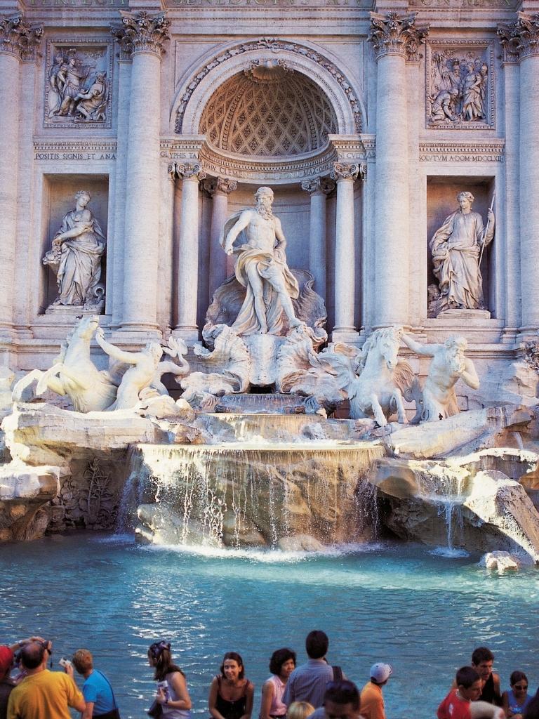 Going Interrailing Alone: Interrailing Solo Tips